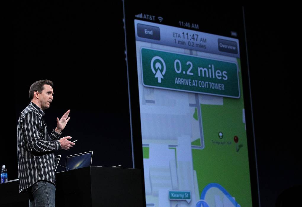 Скотт Форстолл во время презентации Apple Maps, 2012 год Justin Sullivan/Getty Images